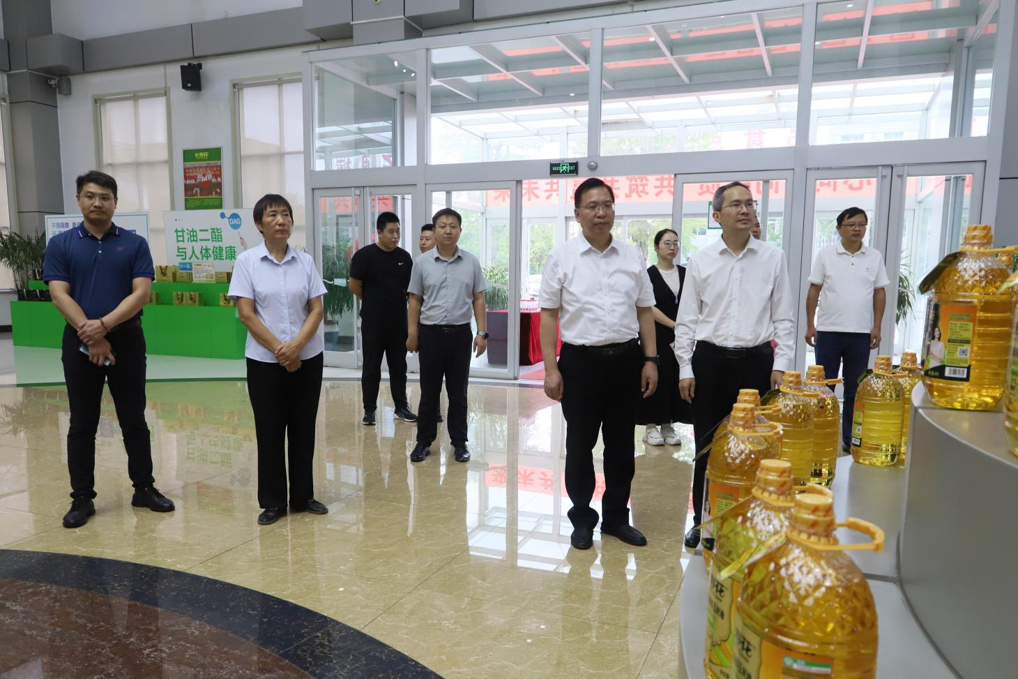 安徽糧食工程職業(yè)學(xué)院黨委副書記、院長武杰一行來山東三星集團(tuán)參觀交流